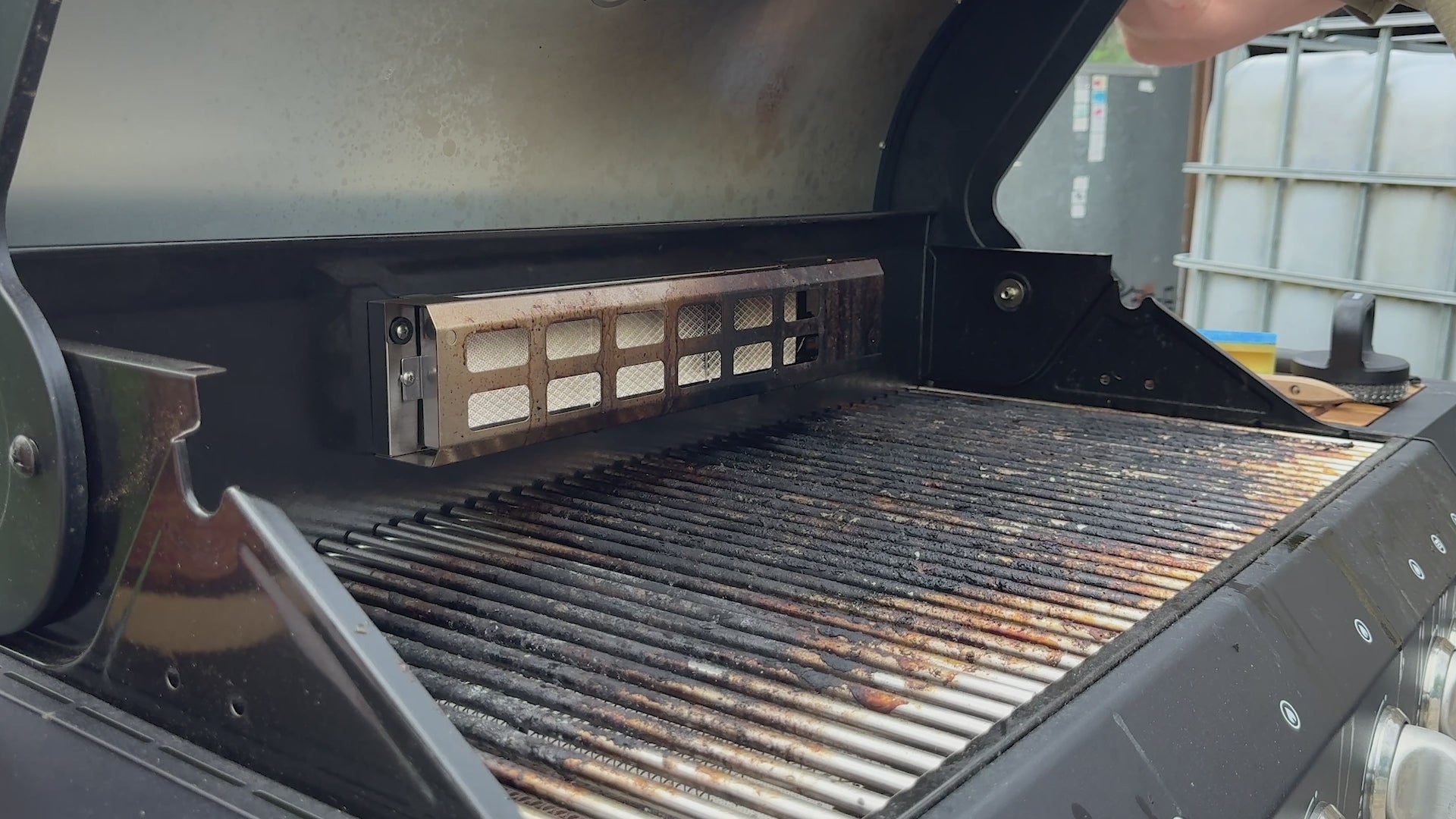 Grill Bill Anwendungsvideo auf Grillrost